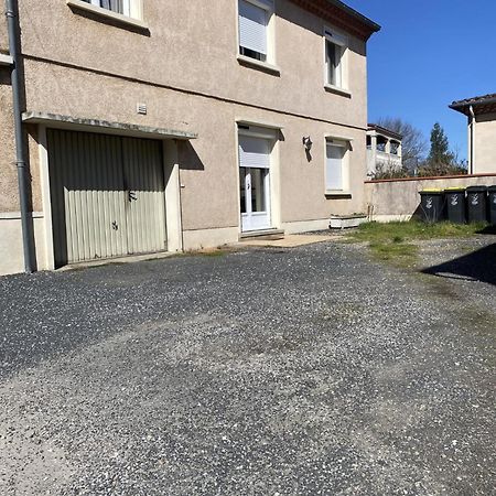 Appartement Tout Equipe 2 Chambres + Jardin Saix  Kültér fotó
